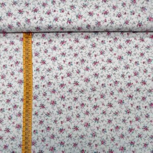 Tela japonesa en algodón estampado de flores. Color 1.3